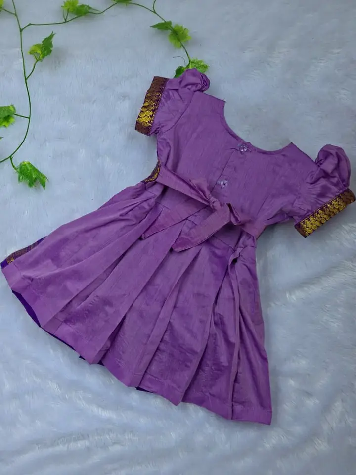 AMBA COLLECTION BOUTIQUE Girls Woven Design Puff Sleeves Frock, Purple