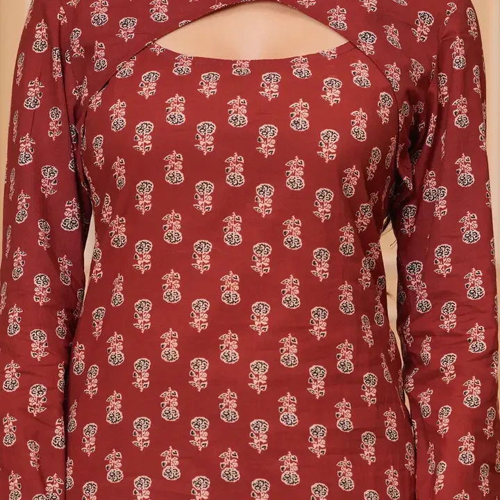 GAYRAA Women Ethnic Motifs Printed Kurta, Maroon
