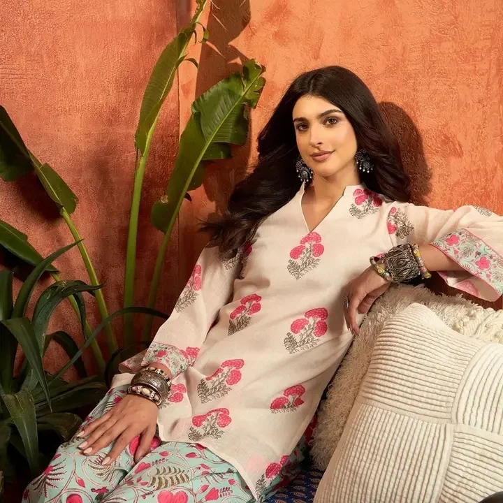 Ethnic Junction Women's Linen Floral Print Summer Wear Short Kurti With Farshi Salwar Set, Off White