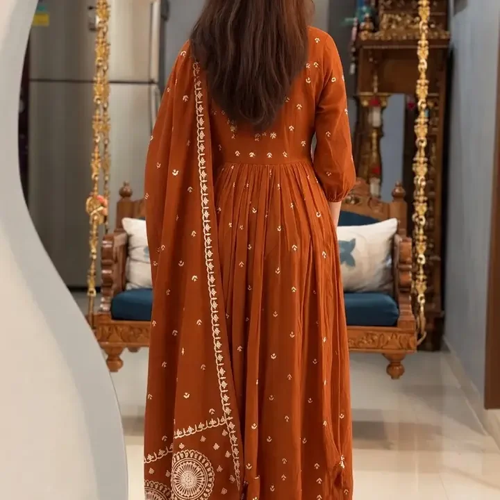 OUMAD Women Ethnic Motifs Embroidered Empire Thread Work Kurta with Pyjamas & Dupatta, Orange